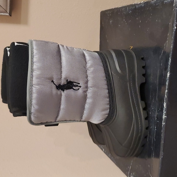Ralph Lauren snow boots - Picture 2 of 8